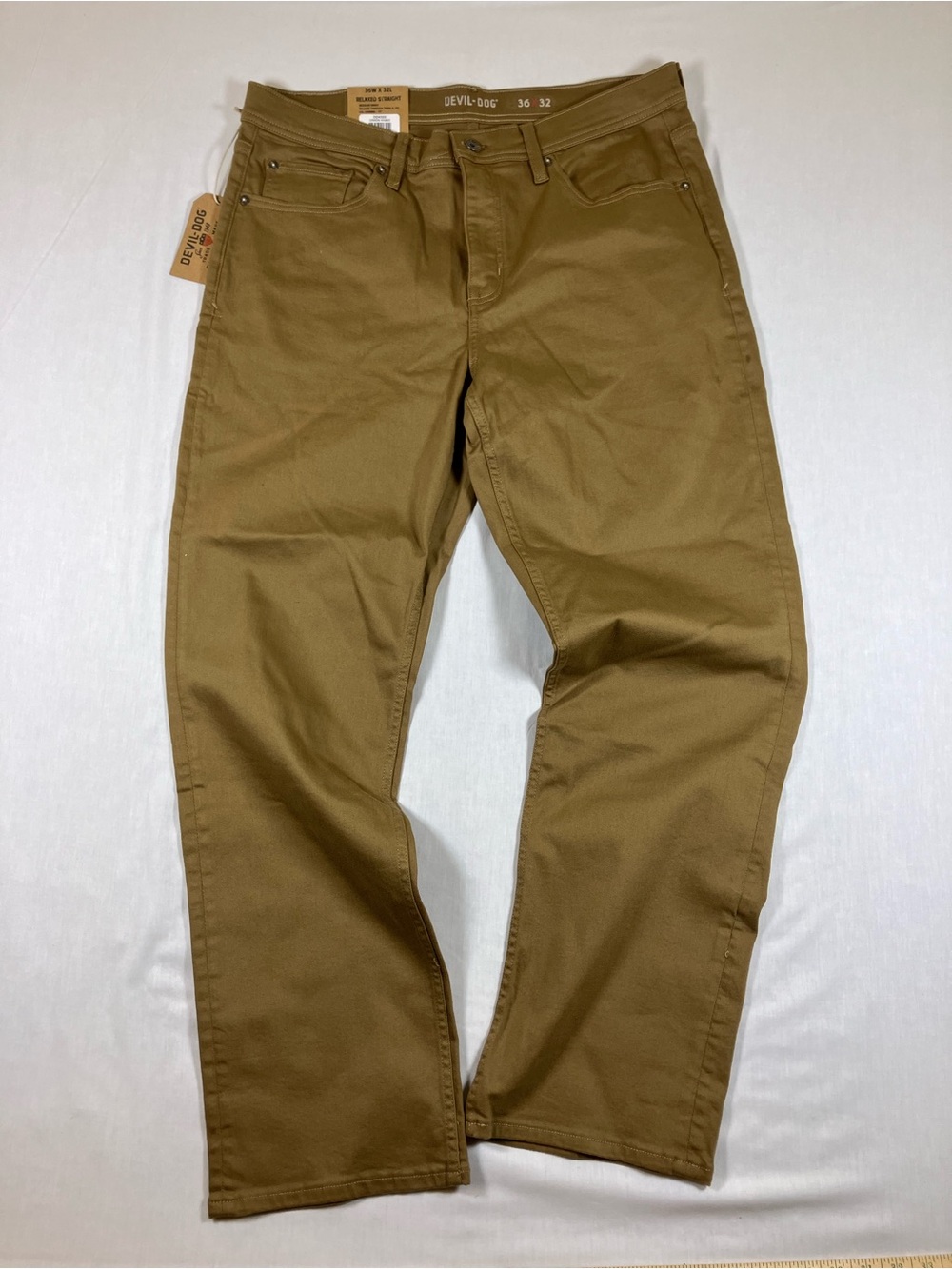 Relaxed Men’s Jeans in Brown - Classic Casual Fit